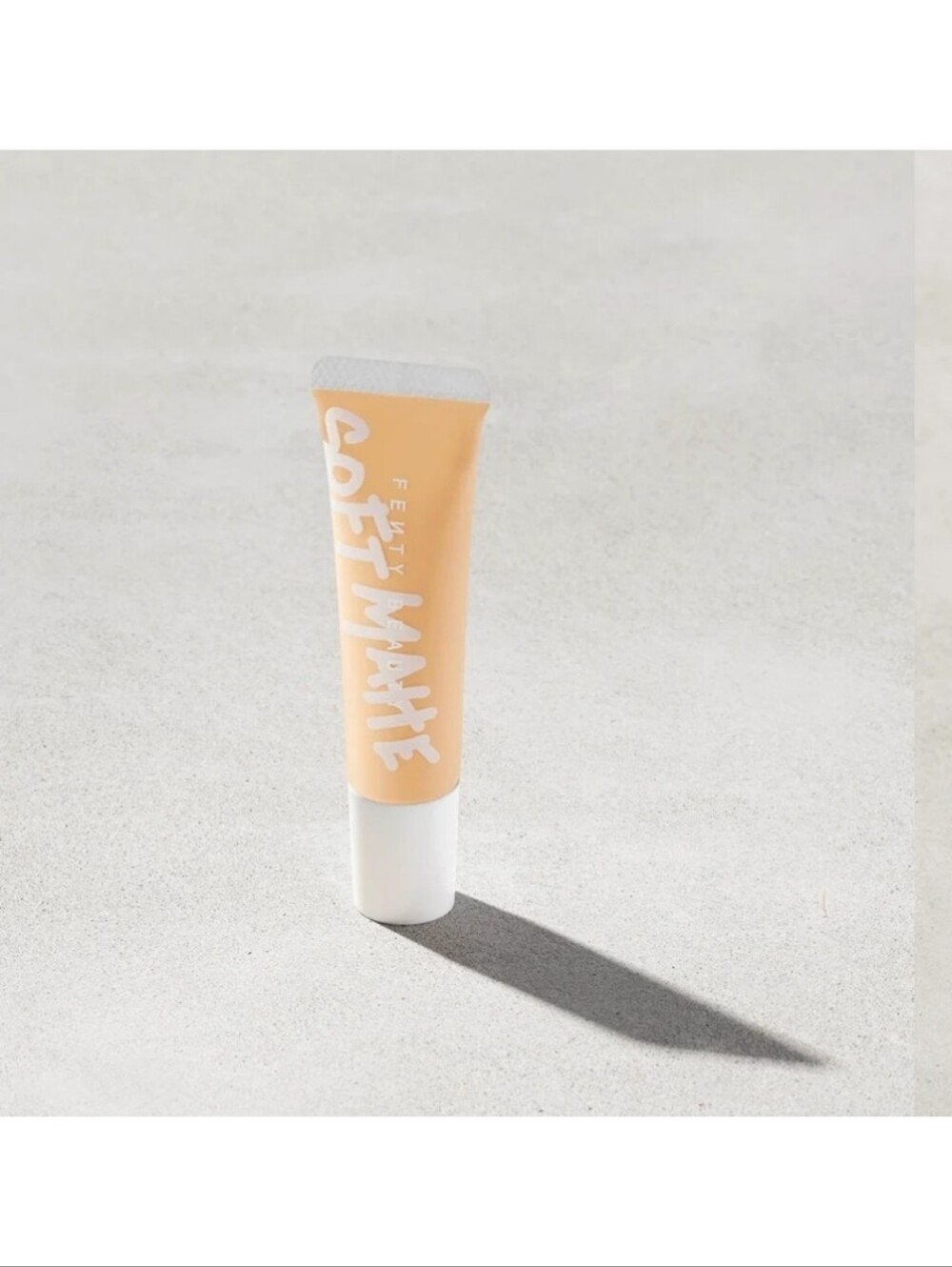 Fenty Beauty Pro Filt'r Soft Matte Longwear Foundation MINI #200